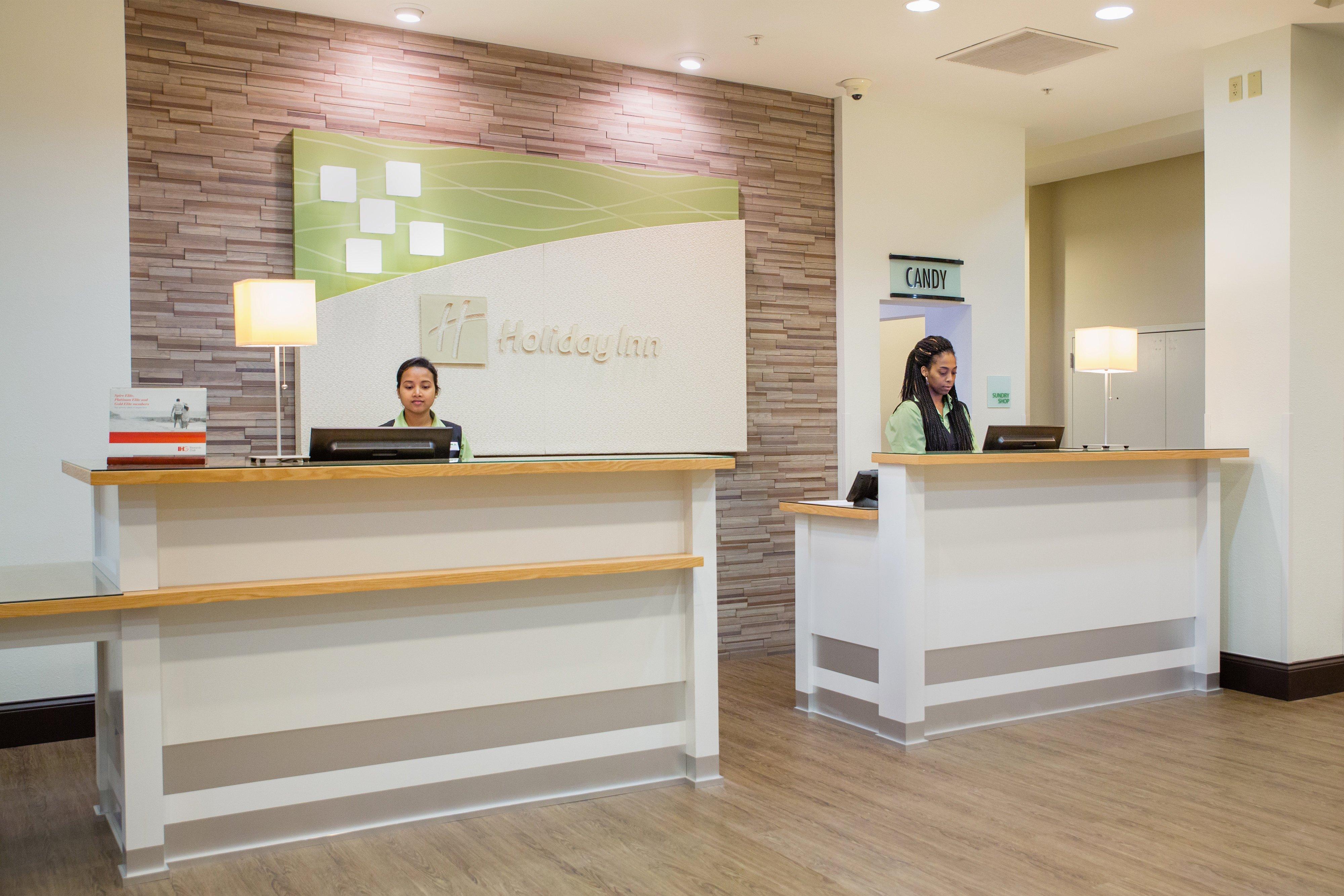 Holiday Inn Hotel & Suites Bloomington Airport By Ihg Εξωτερικό φωτογραφία