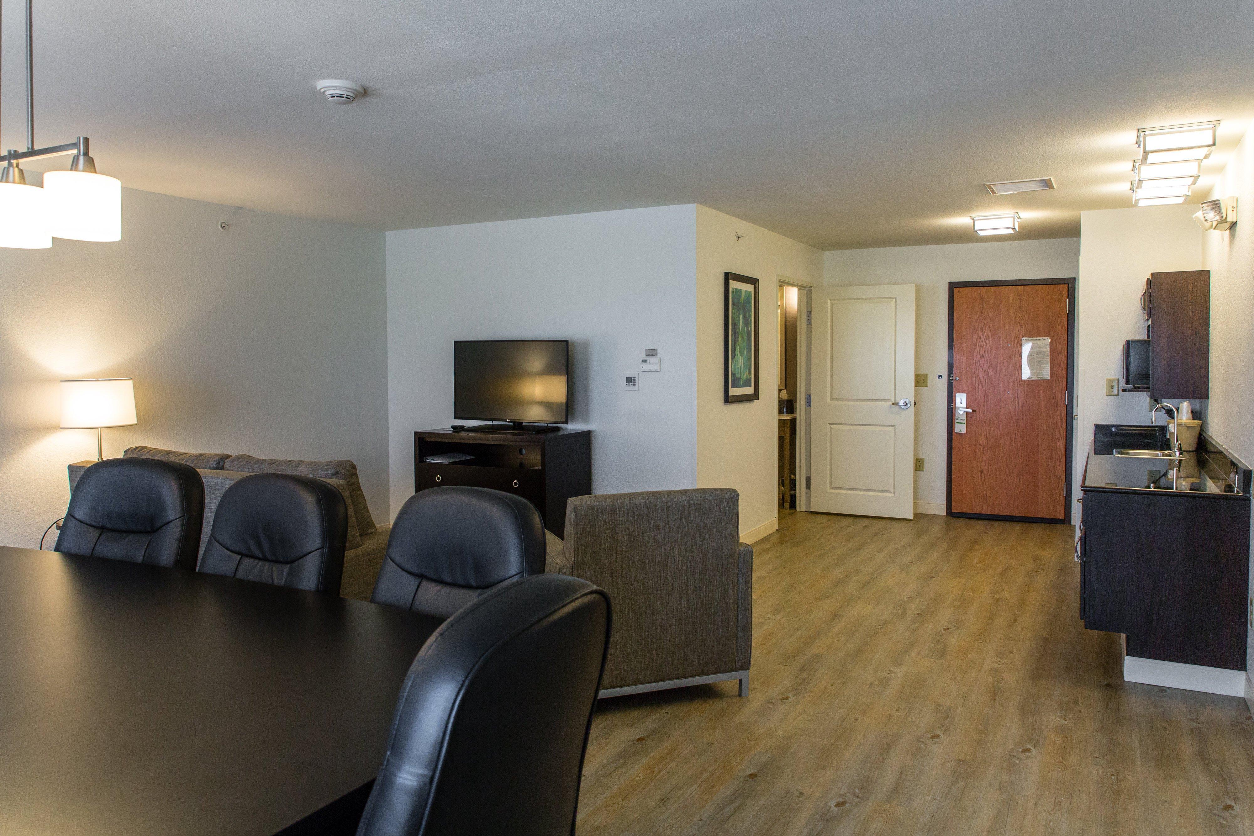 Holiday Inn Hotel & Suites Bloomington Airport By Ihg Εξωτερικό φωτογραφία