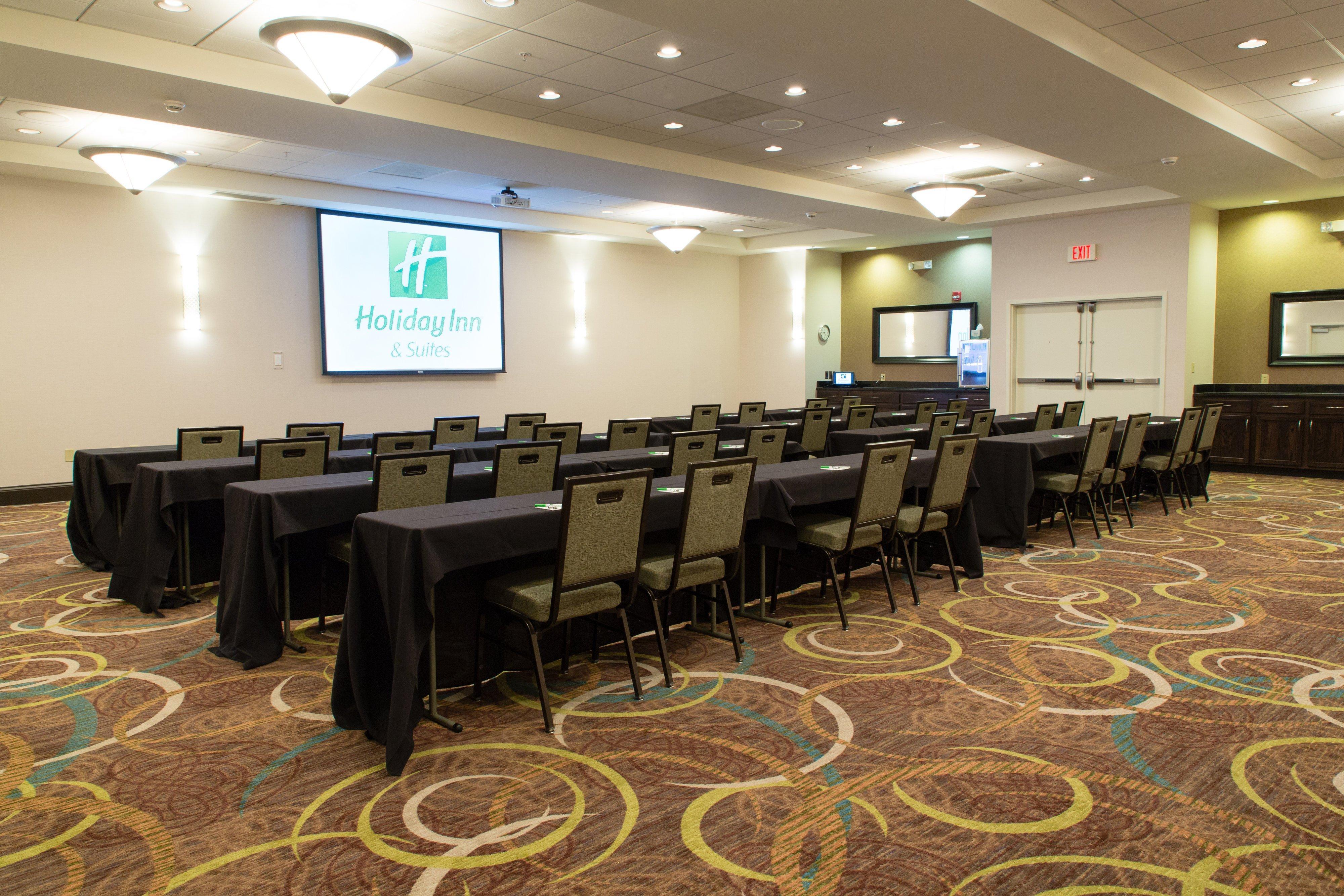 Holiday Inn Hotel & Suites Bloomington Airport By Ihg Εξωτερικό φωτογραφία