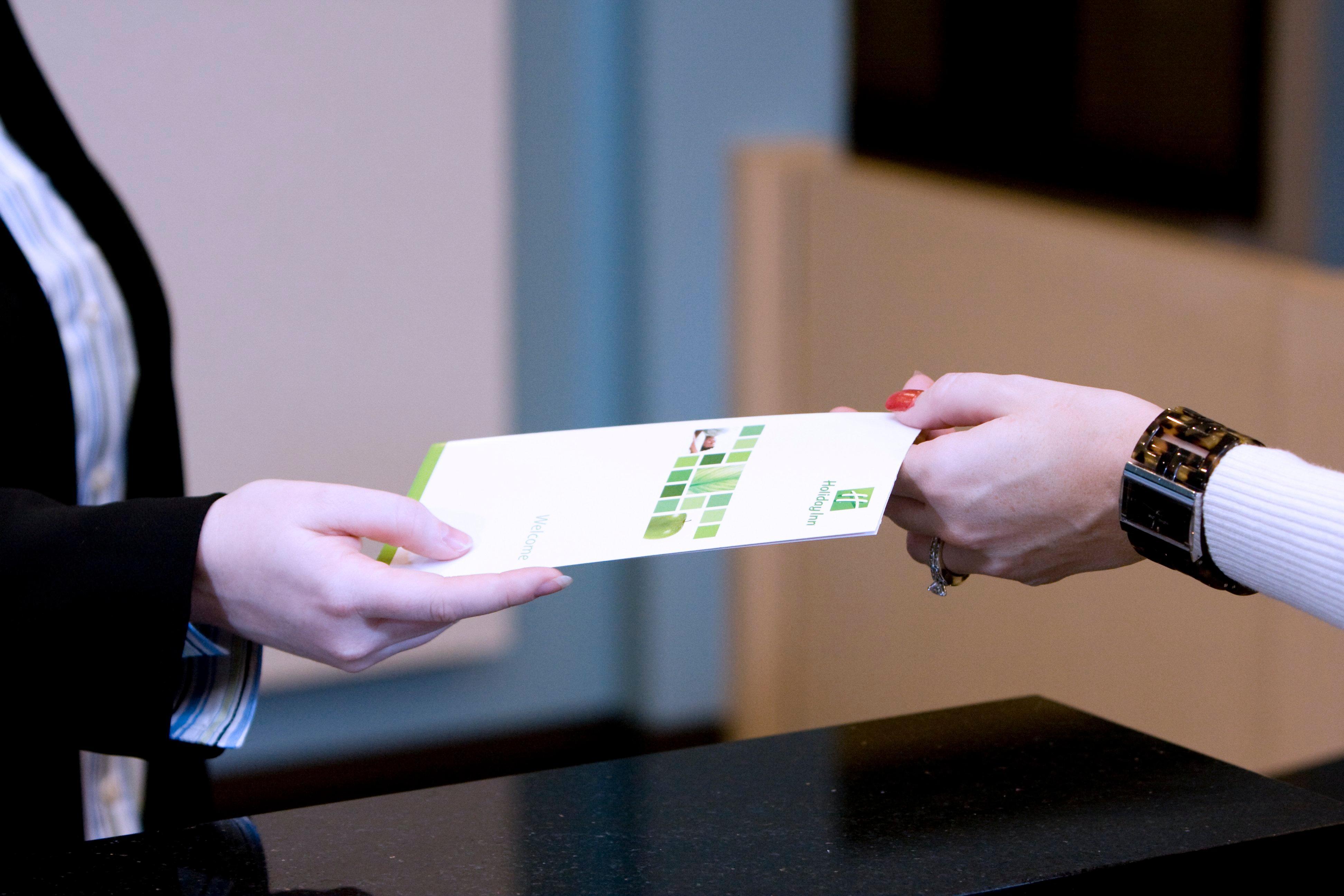 Holiday Inn Hotel & Suites Bloomington Airport By Ihg Εξωτερικό φωτογραφία