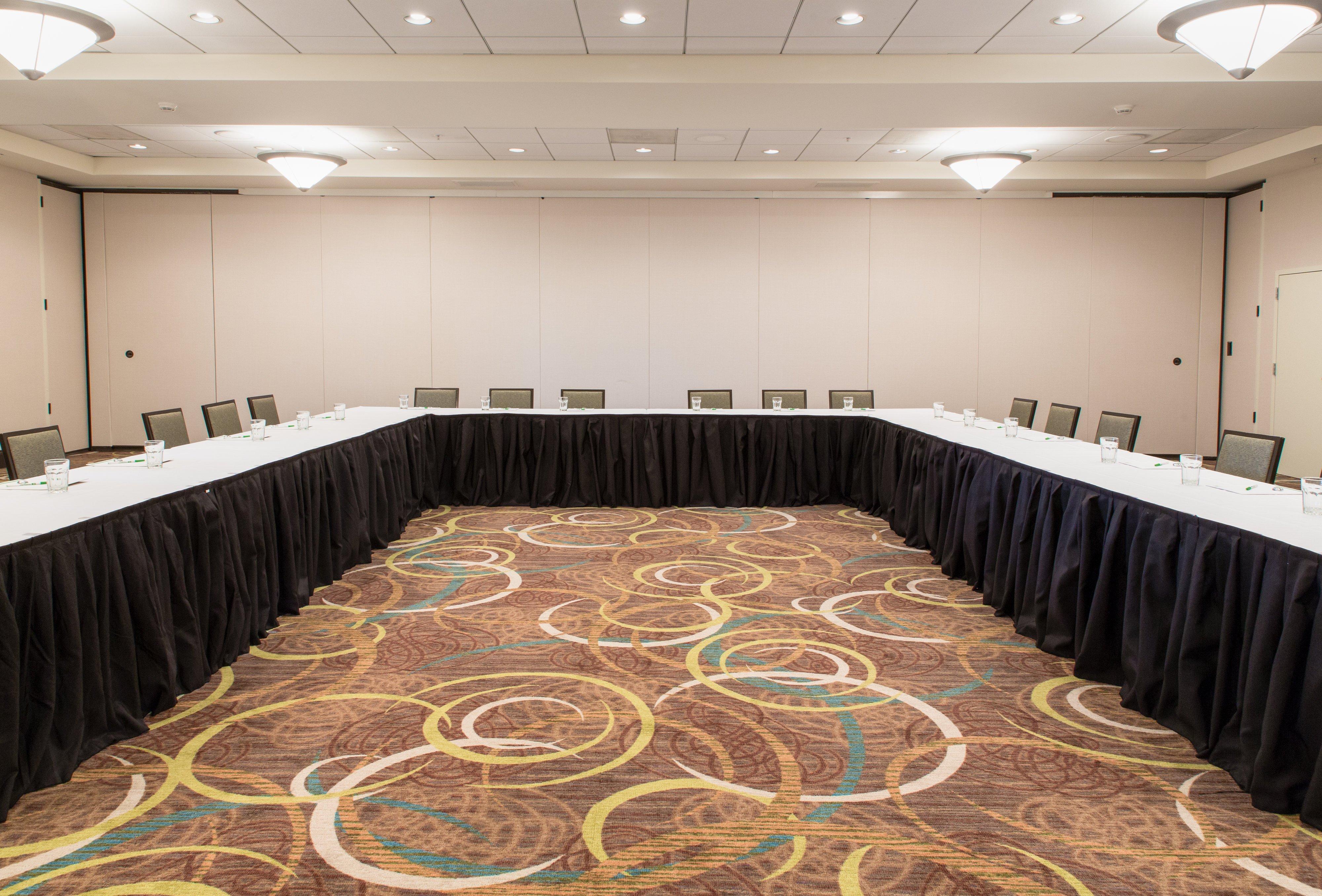 Holiday Inn Hotel & Suites Bloomington Airport By Ihg Εξωτερικό φωτογραφία