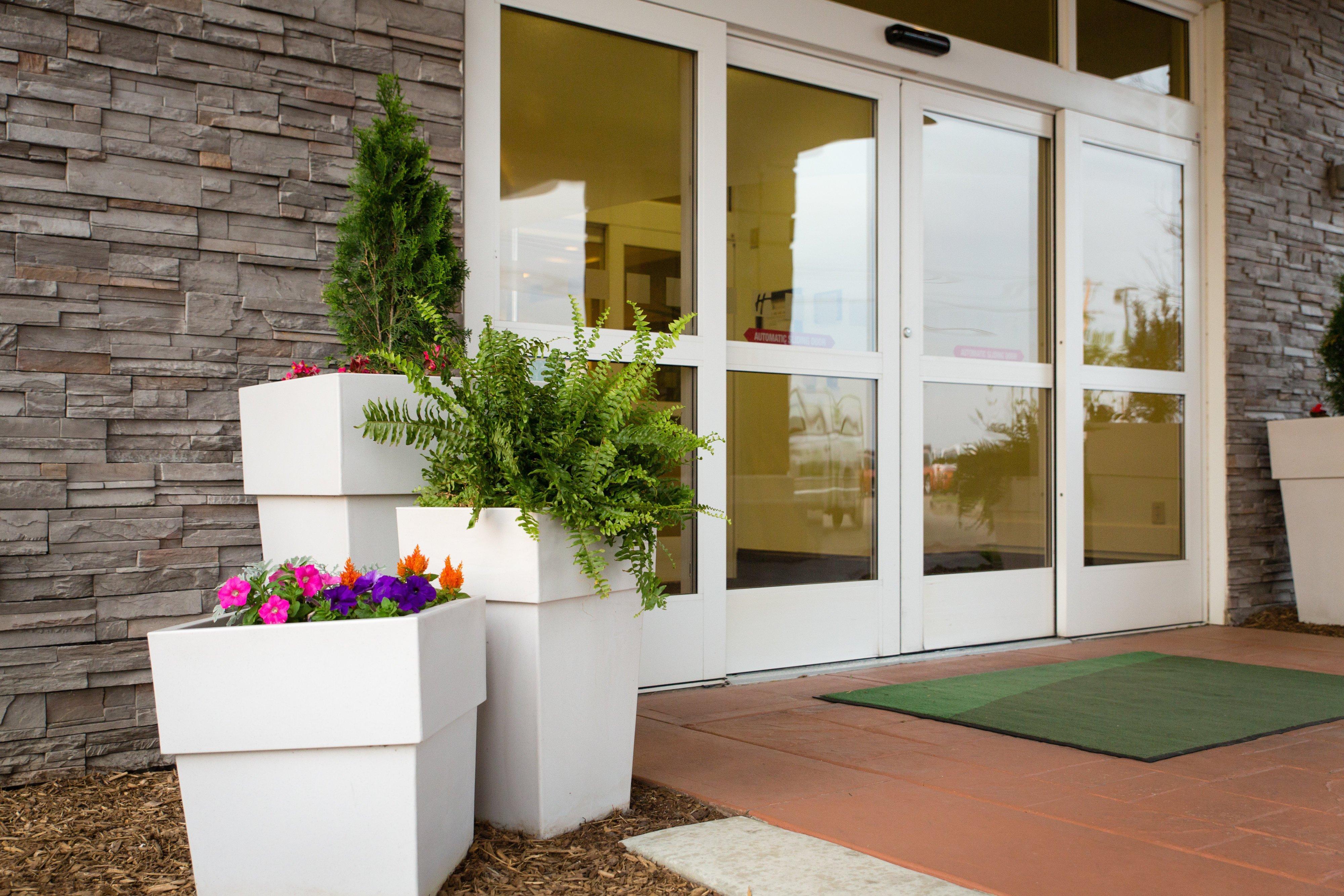 Holiday Inn Hotel & Suites Bloomington Airport By Ihg Εξωτερικό φωτογραφία