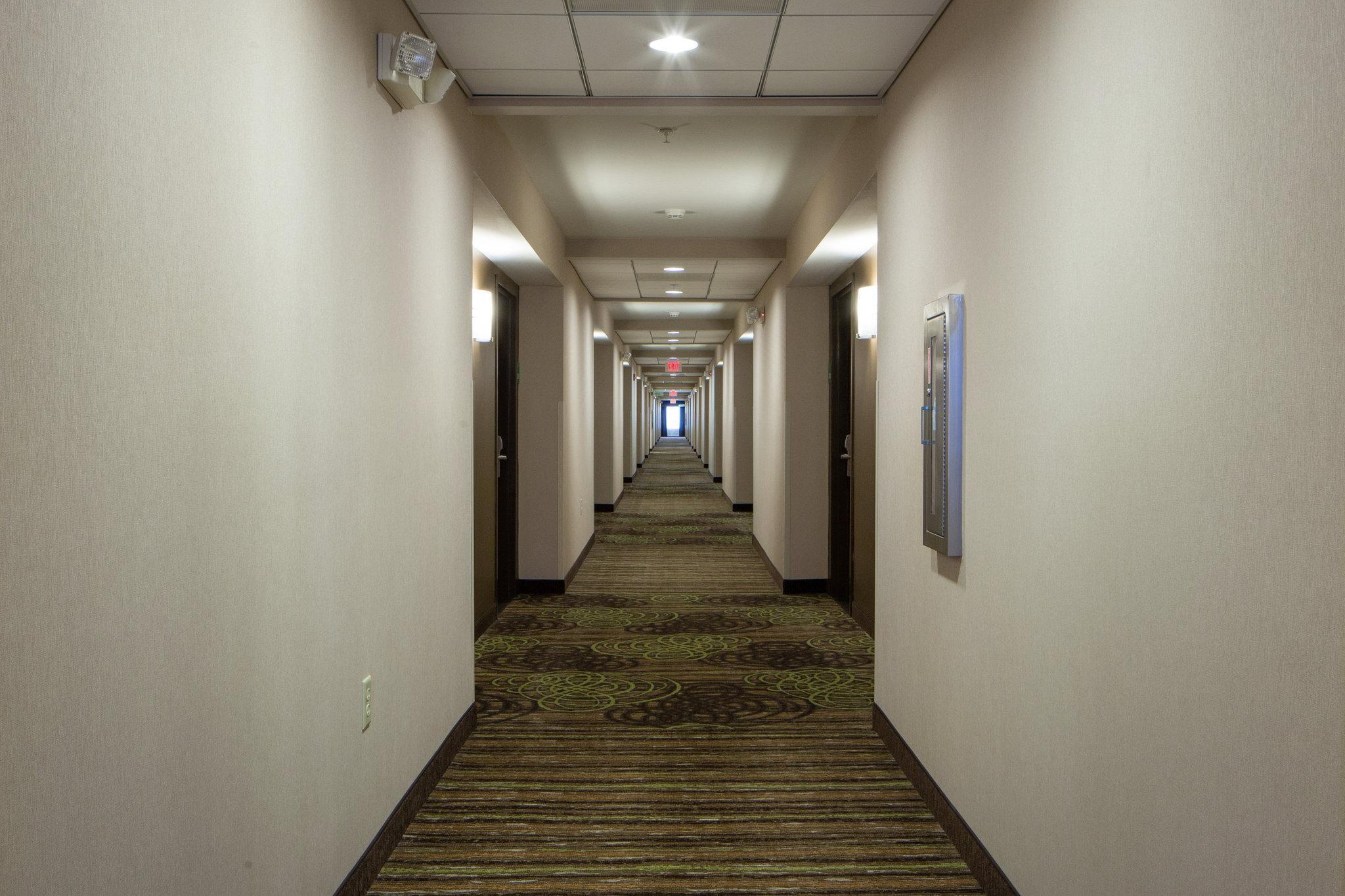 Holiday Inn Hotel & Suites Bloomington Airport By Ihg Εξωτερικό φωτογραφία