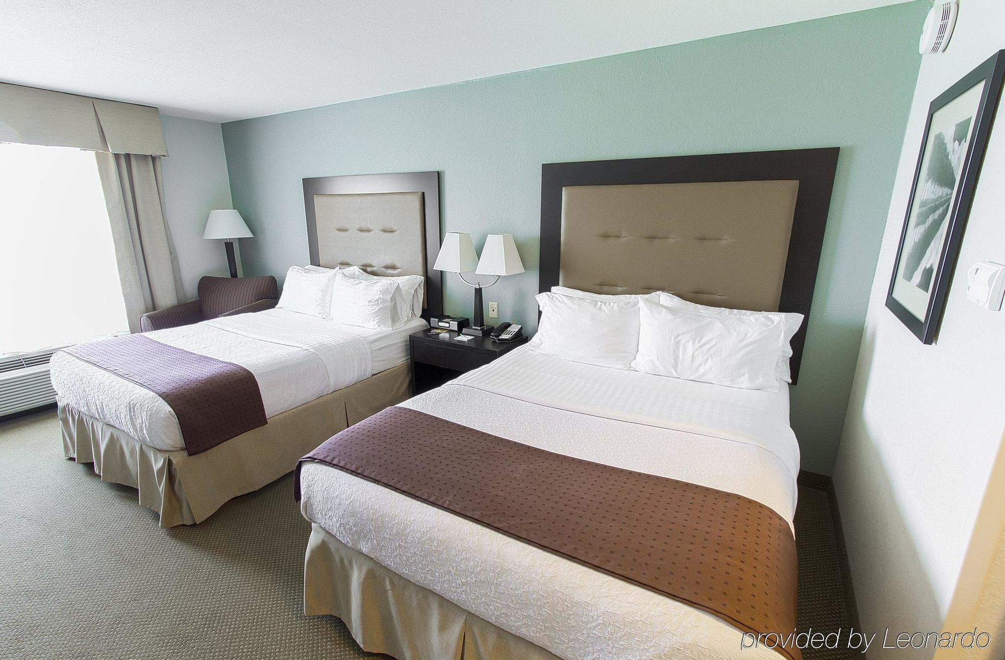 Holiday Inn Hotel & Suites Bloomington Airport By Ihg Εξωτερικό φωτογραφία