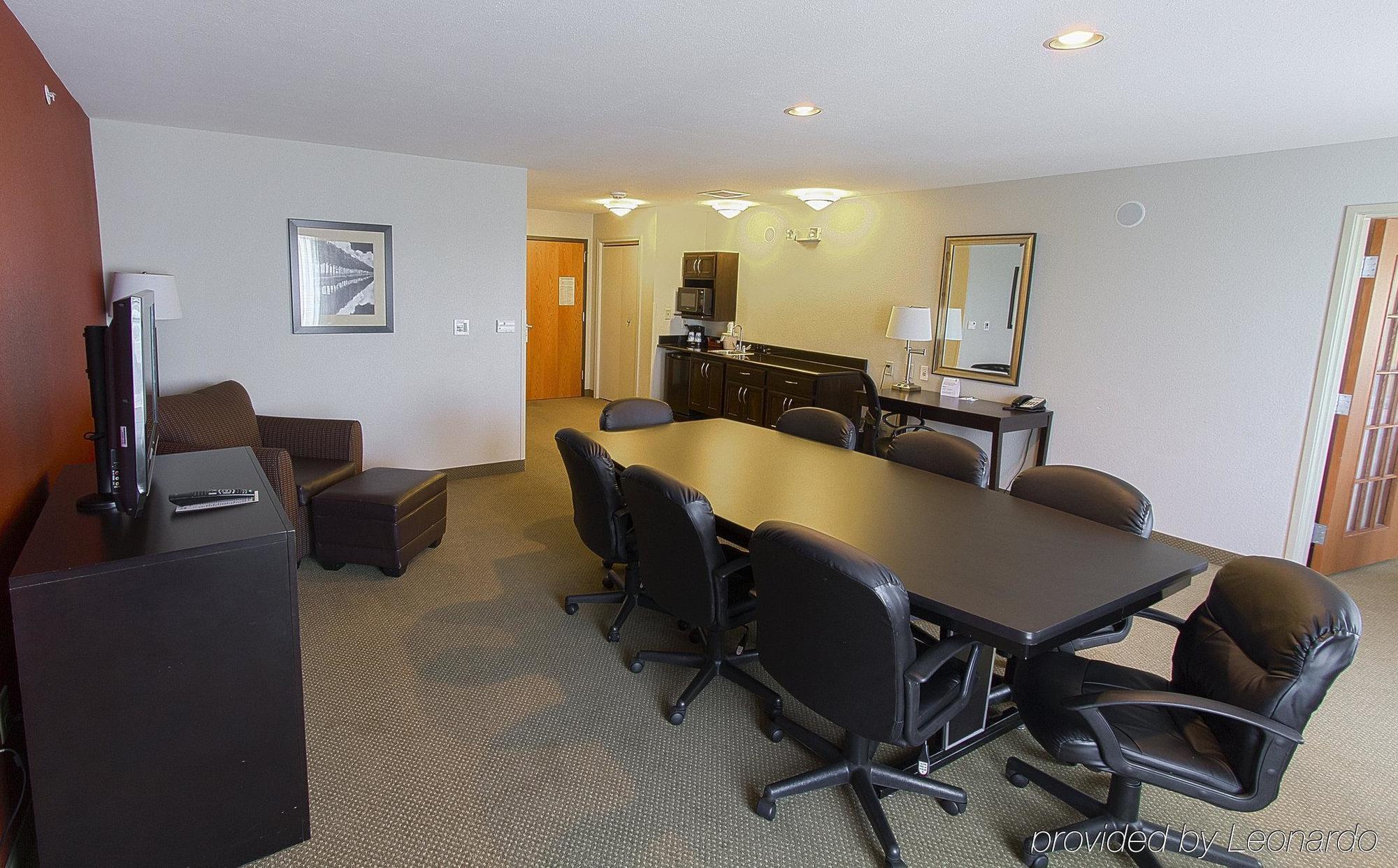 Holiday Inn Hotel & Suites Bloomington Airport By Ihg Εξωτερικό φωτογραφία